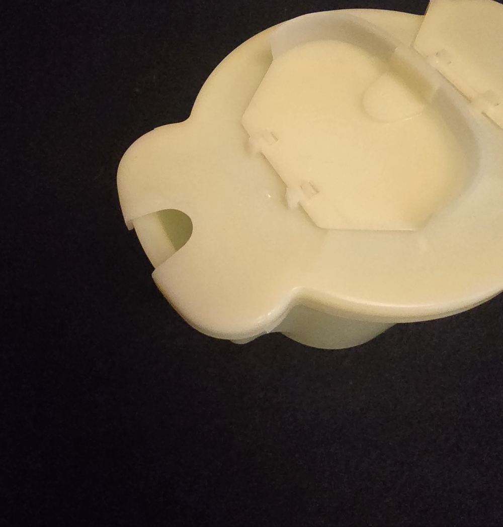 Tupperware Yellow Sugar Dispenser - Picture 3 of 5